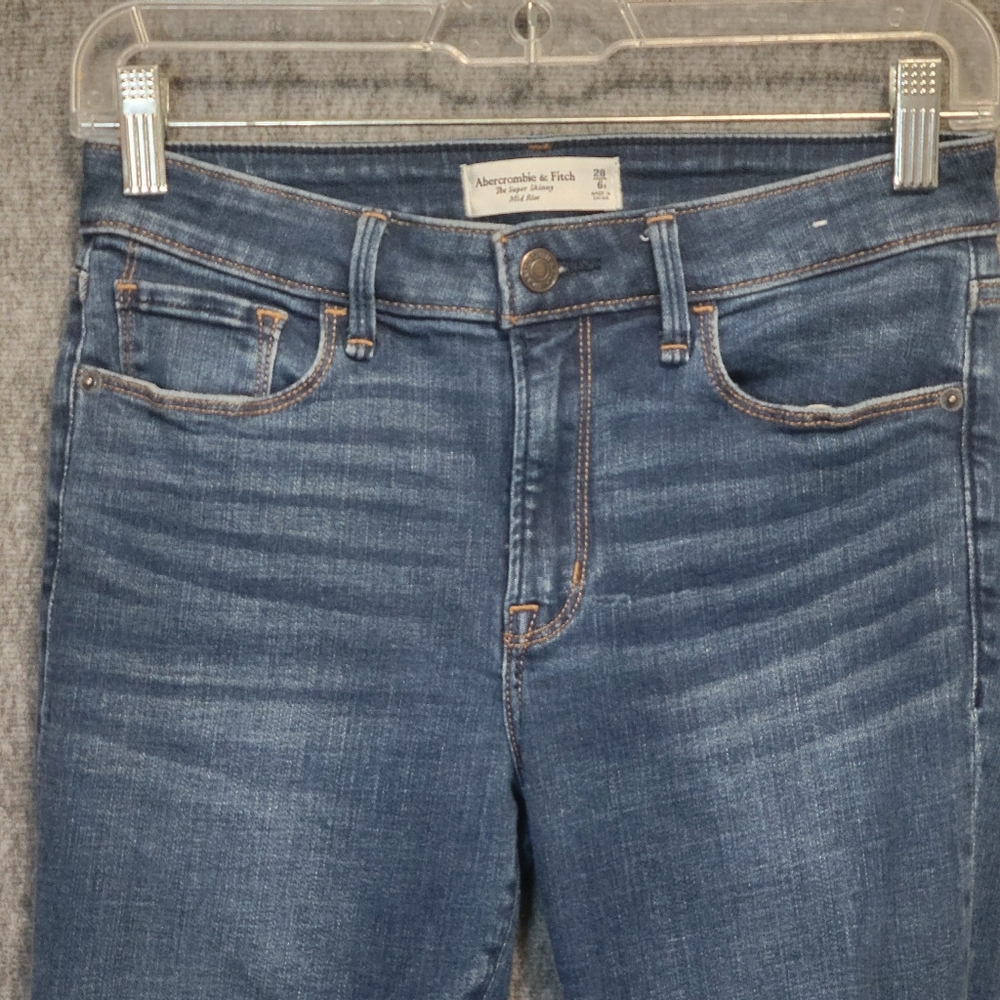 Abercrombie & Fitch Super Skinny Mid Rise Jeans 28 / 6 - Picture 2 of 12